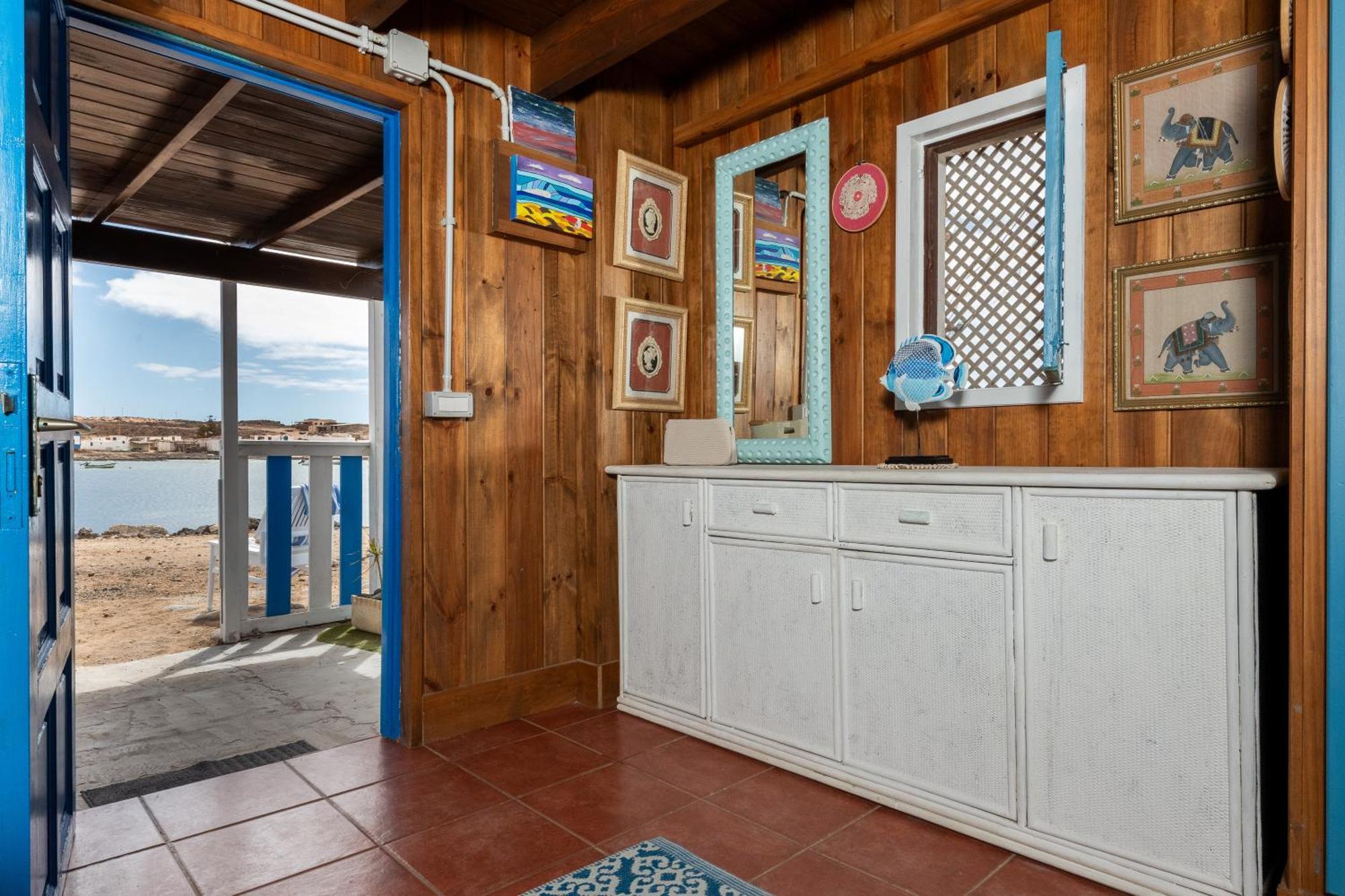 Appartement In Front Of Idyllic